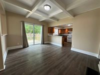 1109 South Locust Avenue, Freeport, IL 61032