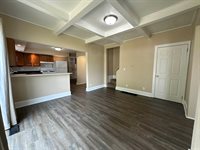 1109 South Locust Avenue, Freeport, IL 61032