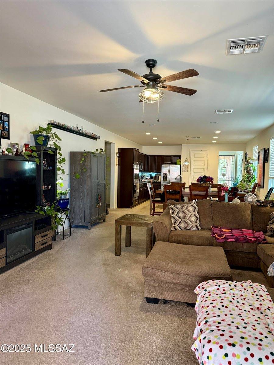 16038 South Camino Casal, Sahuarita, AZ 85629