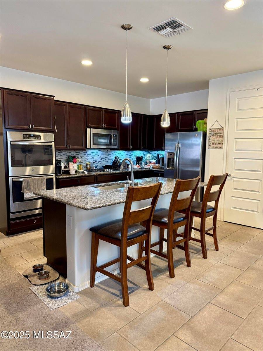 16038 South Camino Casal, Sahuarita, AZ 85629