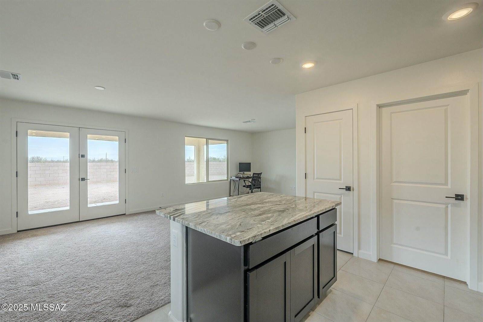 6575 West Camino Pizarro, Tucson, AZ 85757