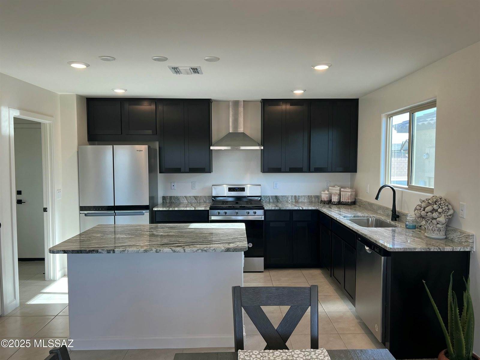 6575 West Camino Pizarro, Tucson, AZ 85757