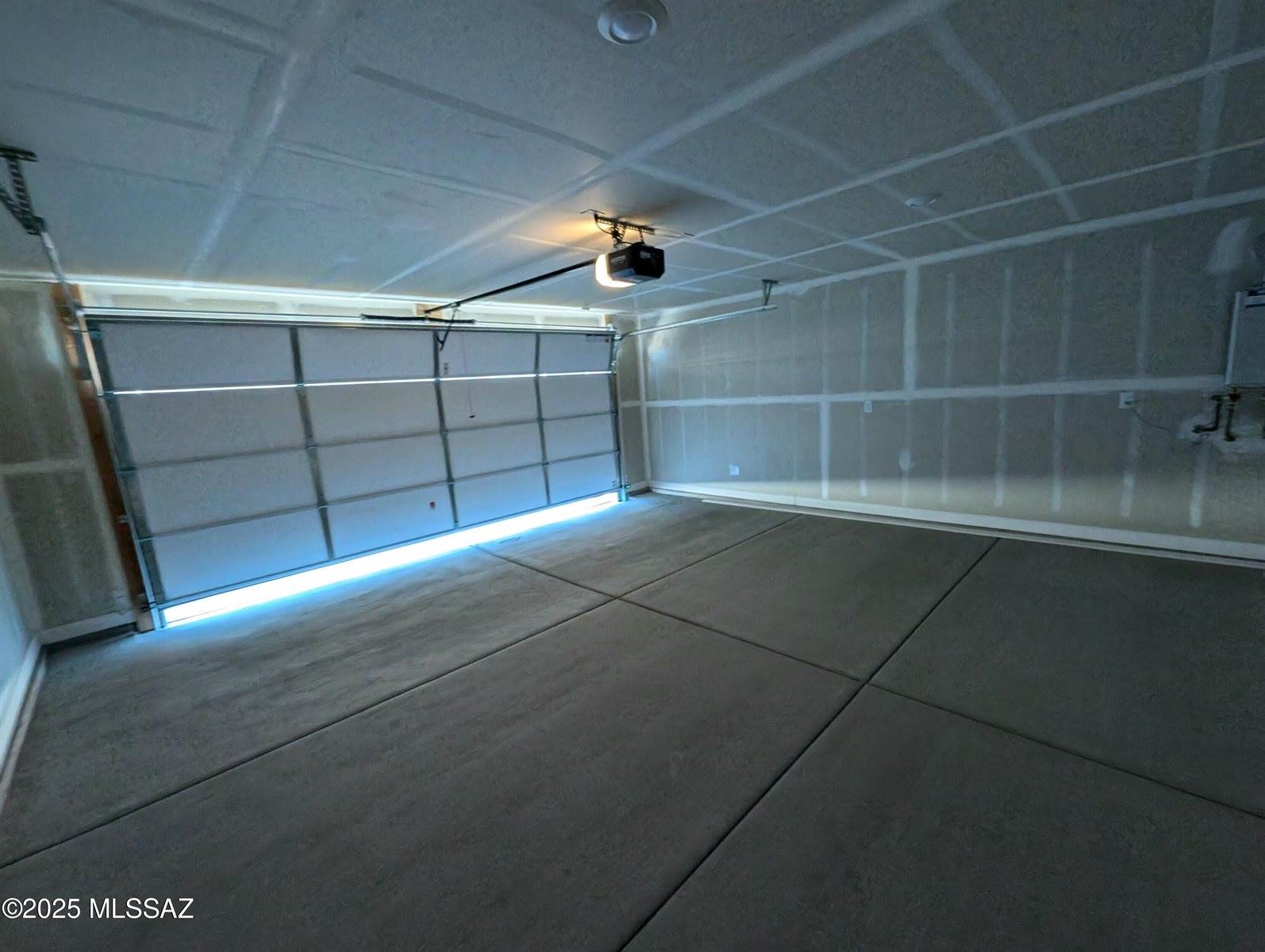 6575 West Camino Pizarro, Tucson, AZ 85757