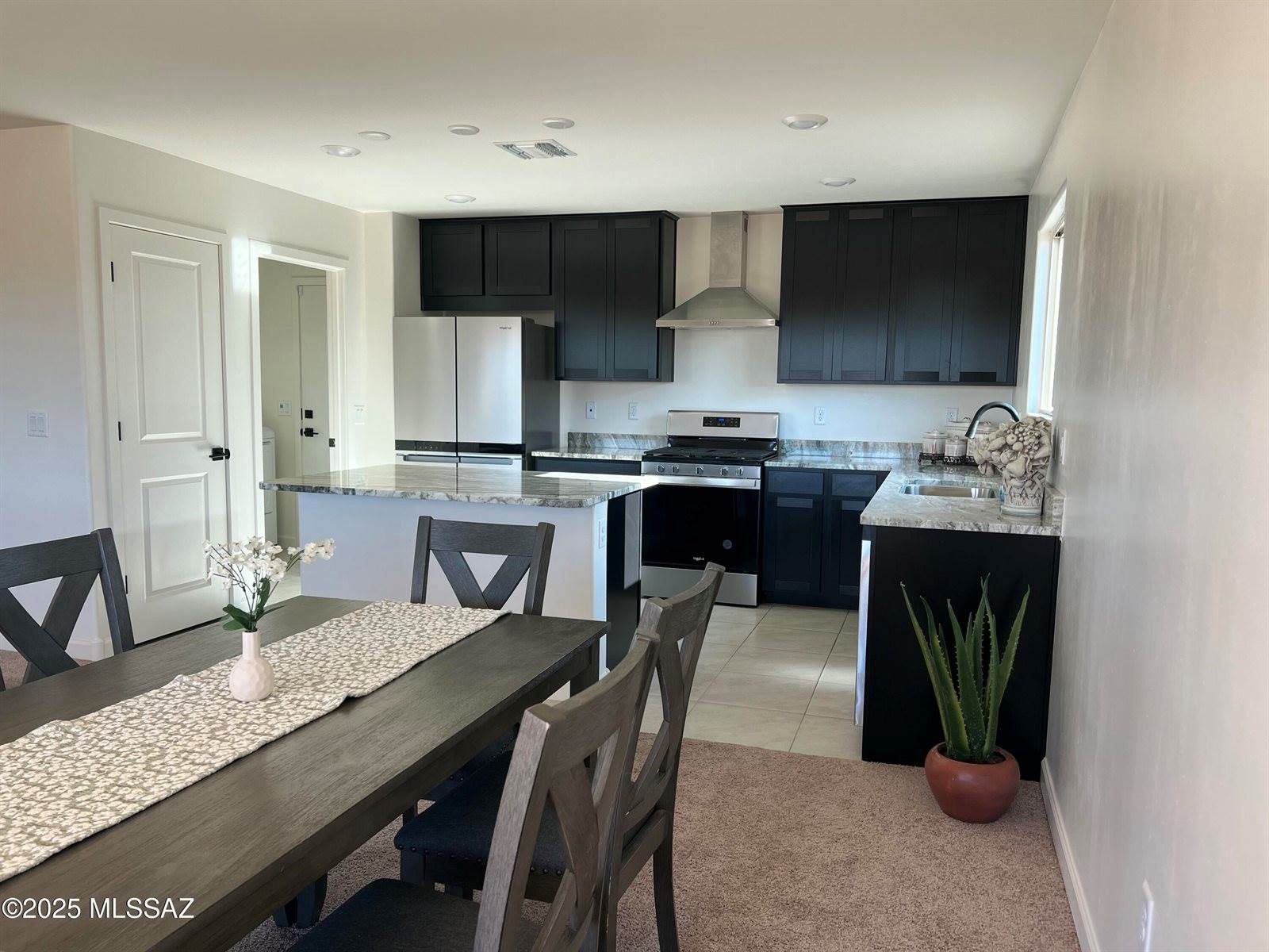 6575 West Camino Pizarro, Tucson, AZ 85757