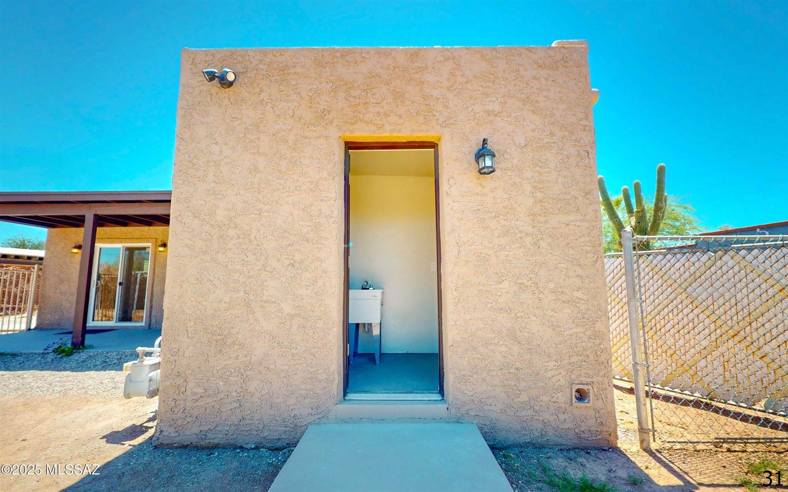 3923 East 17th Street, Tucson, AZ 85711
