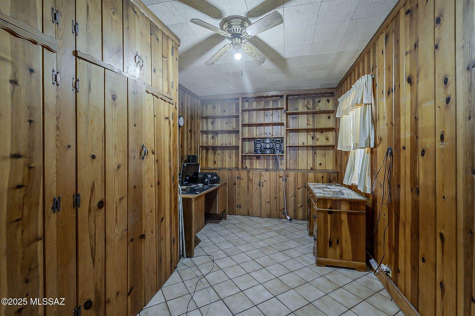 2810 East Malvern Street, Tucson, AZ 85716