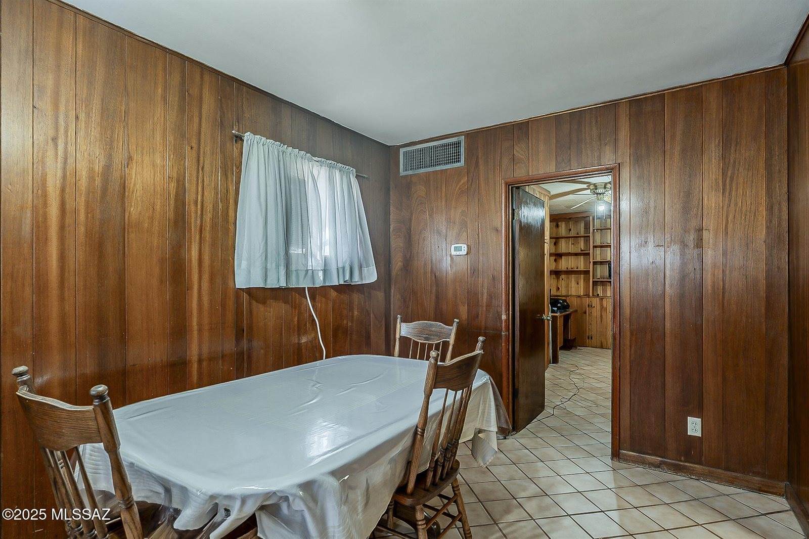 2810 East Malvern Street, Tucson, AZ 85716