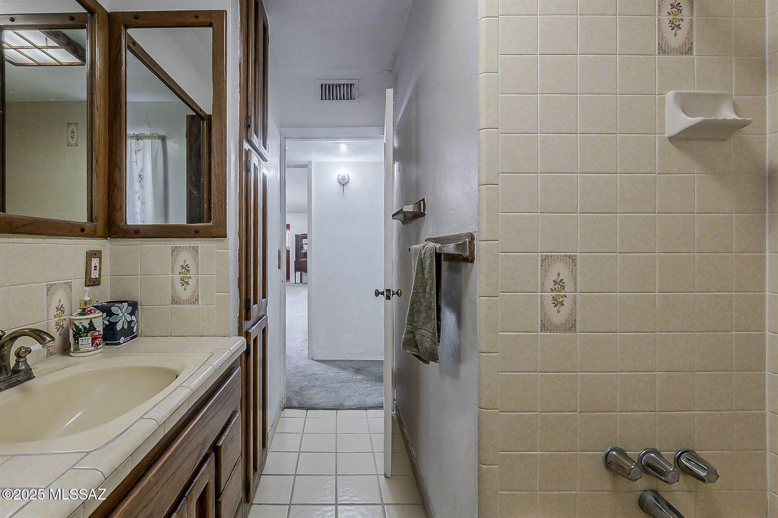 2810 East Malvern Street, Tucson, AZ 85716