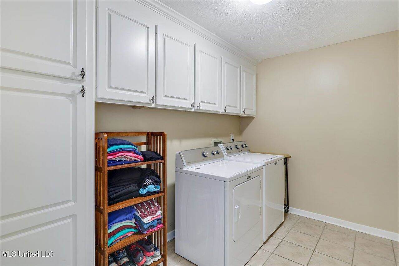 2004 South Cobblestone Cove, Brandon, MS 39042