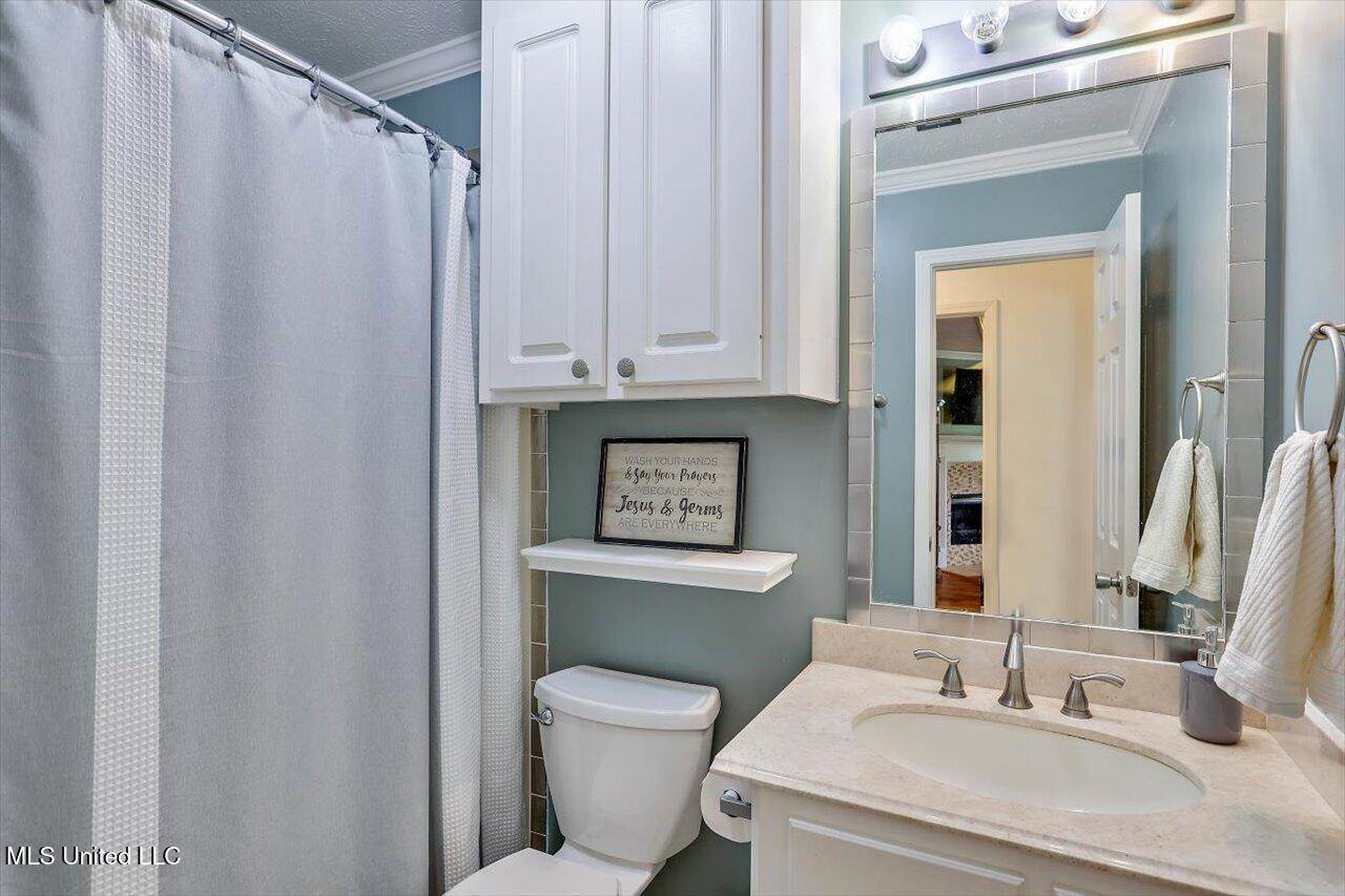 2004 South Cobblestone Cove, Brandon, MS 39042