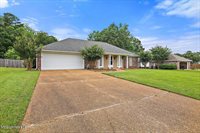 2004 South Cobblestone Cove, Brandon, MS 39042