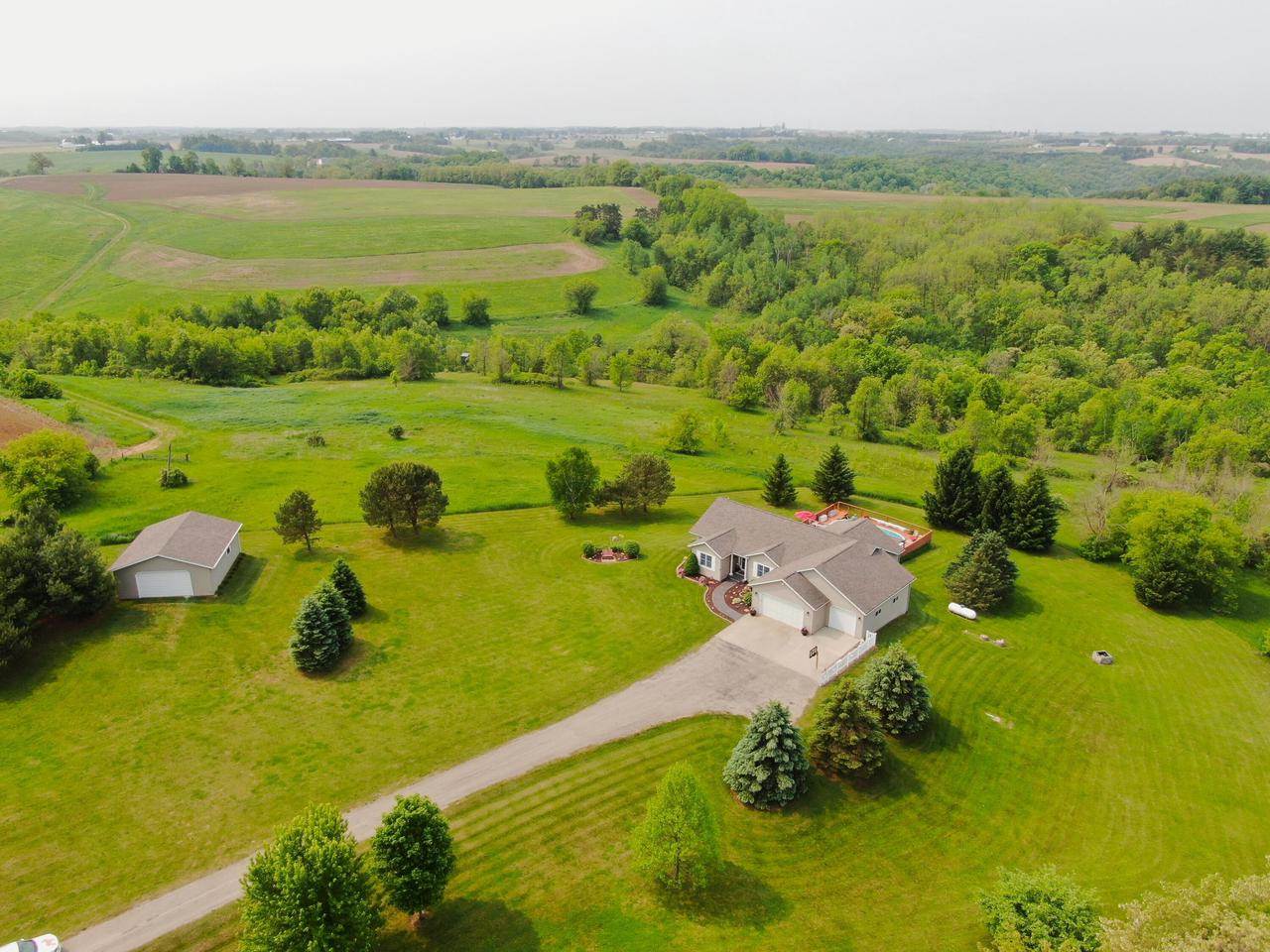 E8797 Rudie ROAD, Westby, WI 54667