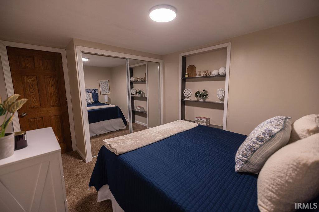 1612 S Lindell Drive, Yorktown, IN 47396