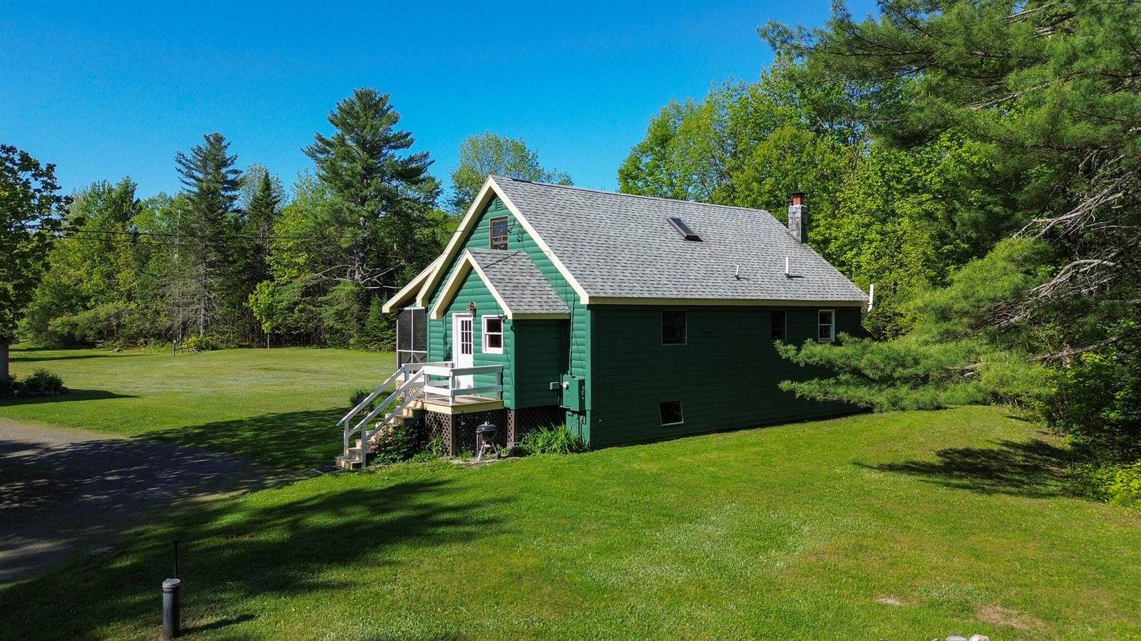 189 Stetson Road East, Levant, ME 04456