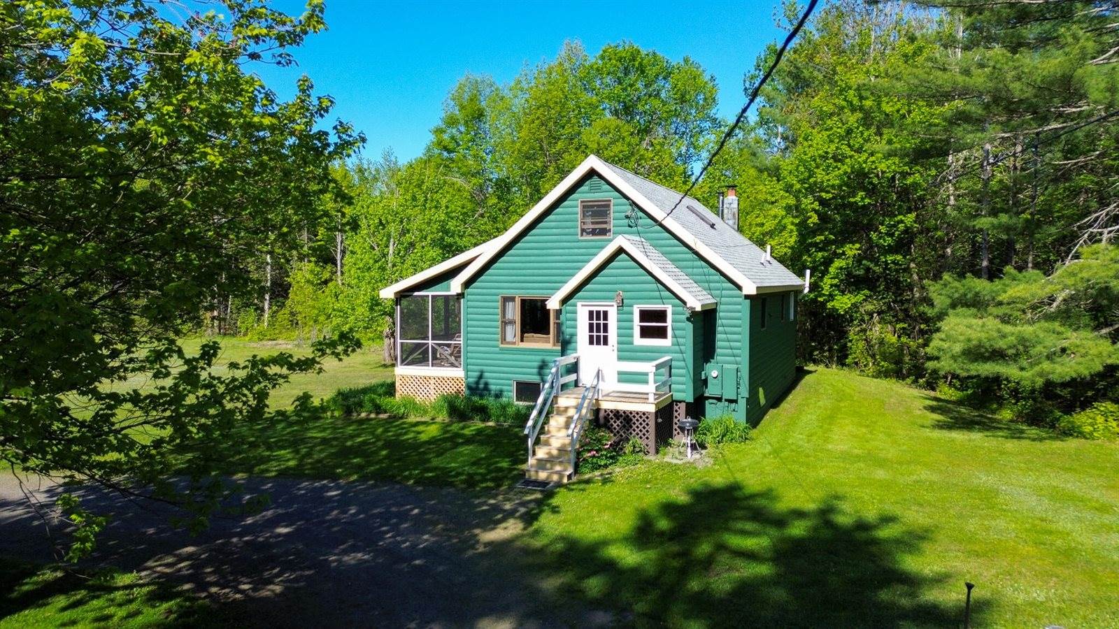 189 Stetson Road East, Levant, ME 04456