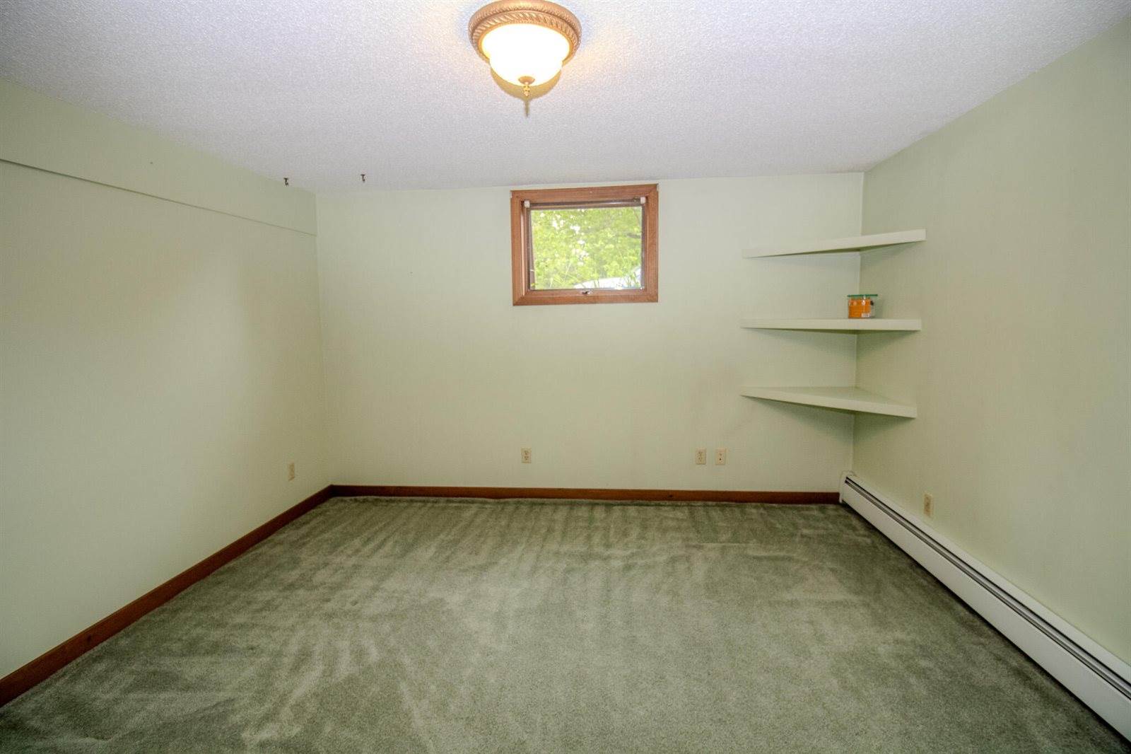 189 Stetson Road East, Levant, ME 04456