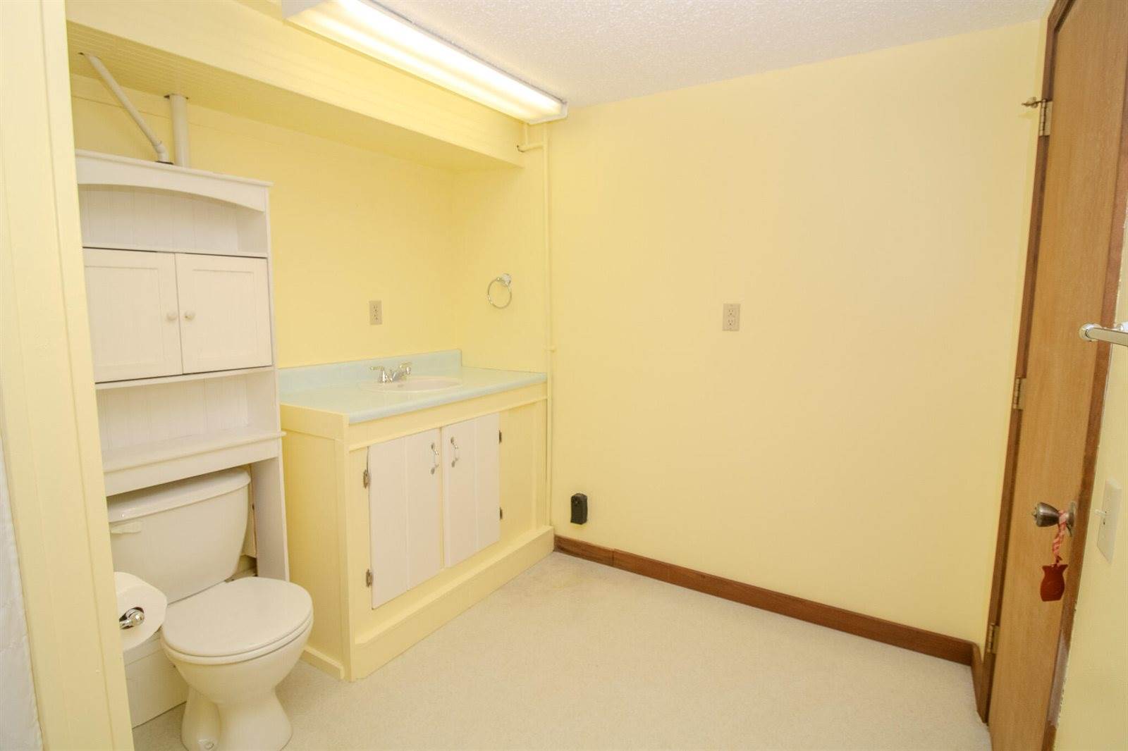 189 Stetson Road East, Levant, ME 04456