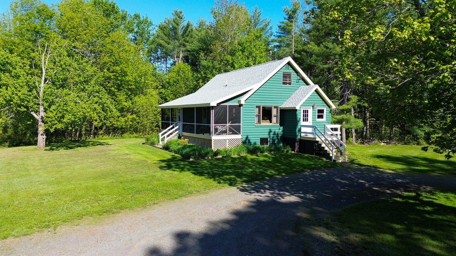 189 Stetson Road East, Levant, ME 04456