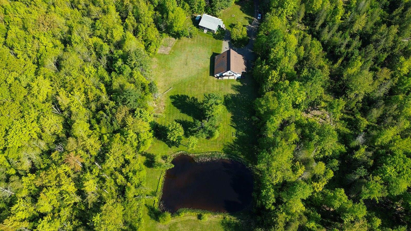 189 Stetson Road East, Levant, ME 04456