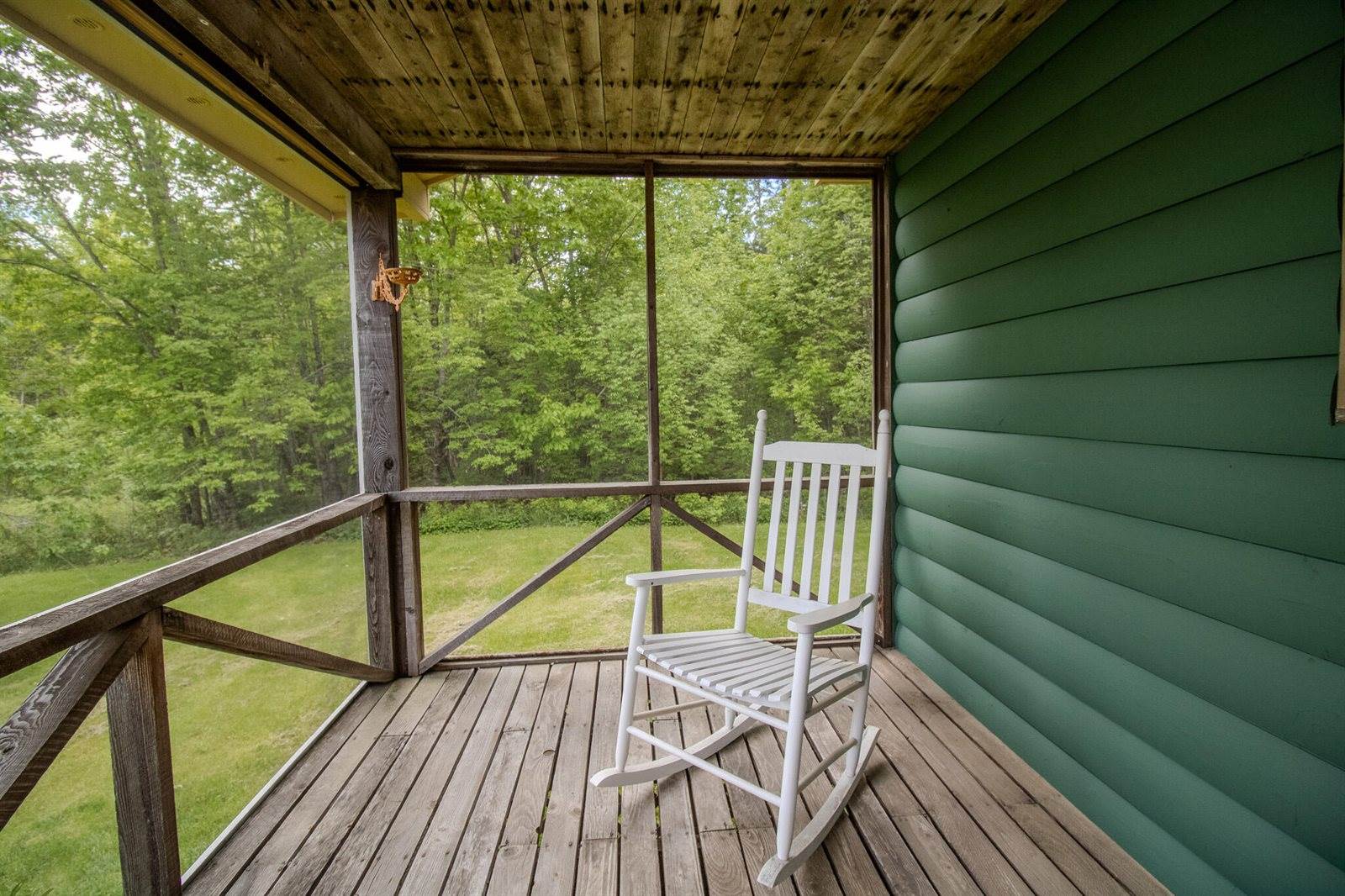 189 Stetson Road East, Levant, ME 04456