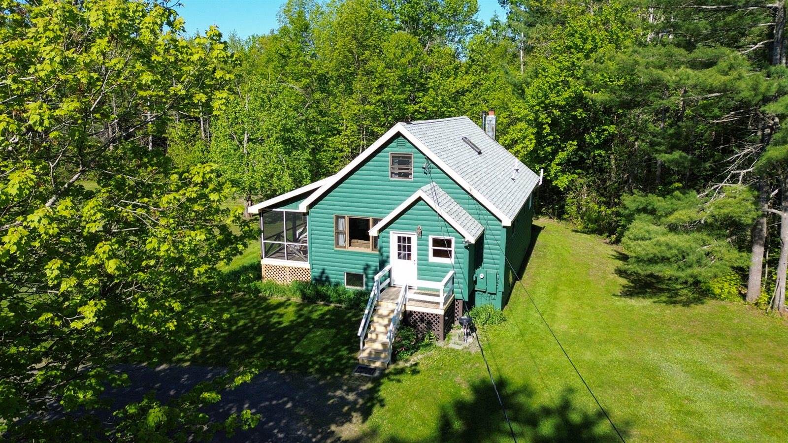 189 Stetson Road East, Levant, ME 04456