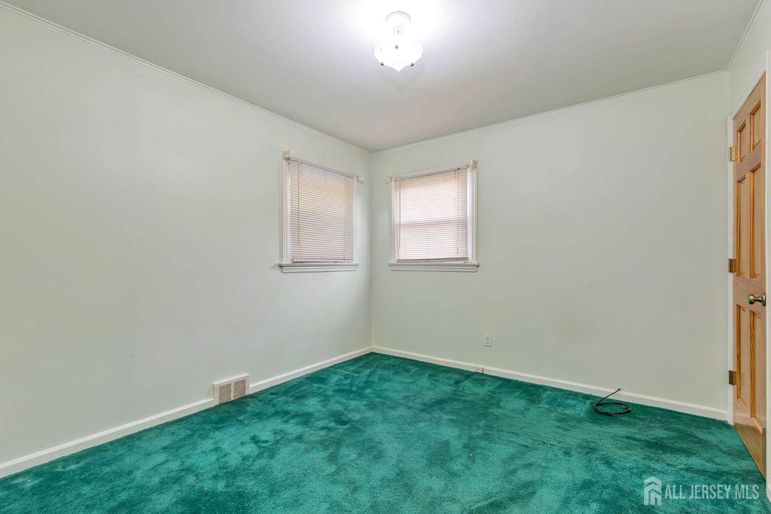 2347 Linden Avenue, South Plainfield, NJ 07080