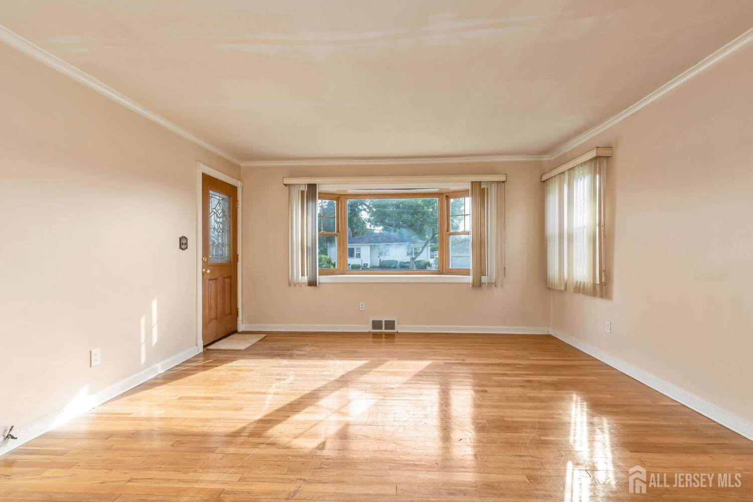 2347 Linden Avenue, South Plainfield, NJ 07080