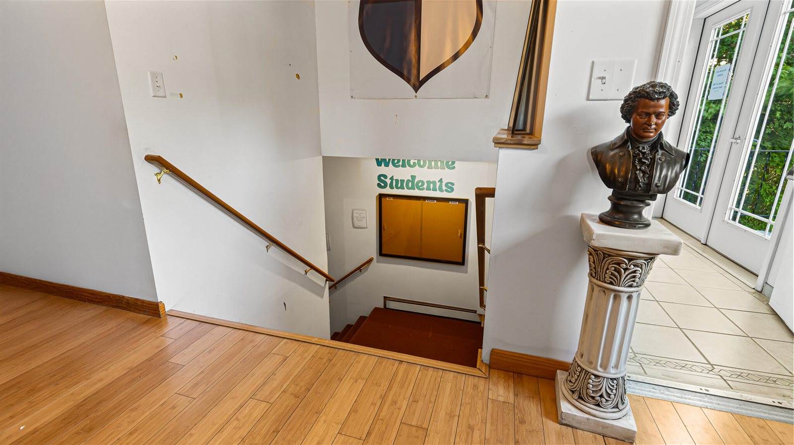 1520 Union Street, Bangor, ME 04401