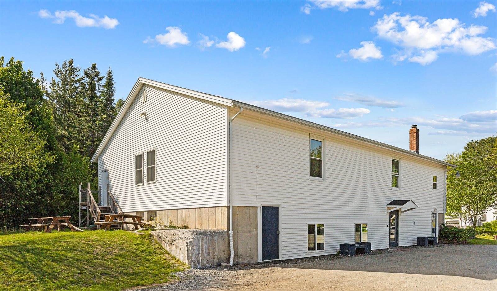 1520 Union Street, Bangor, ME 04401