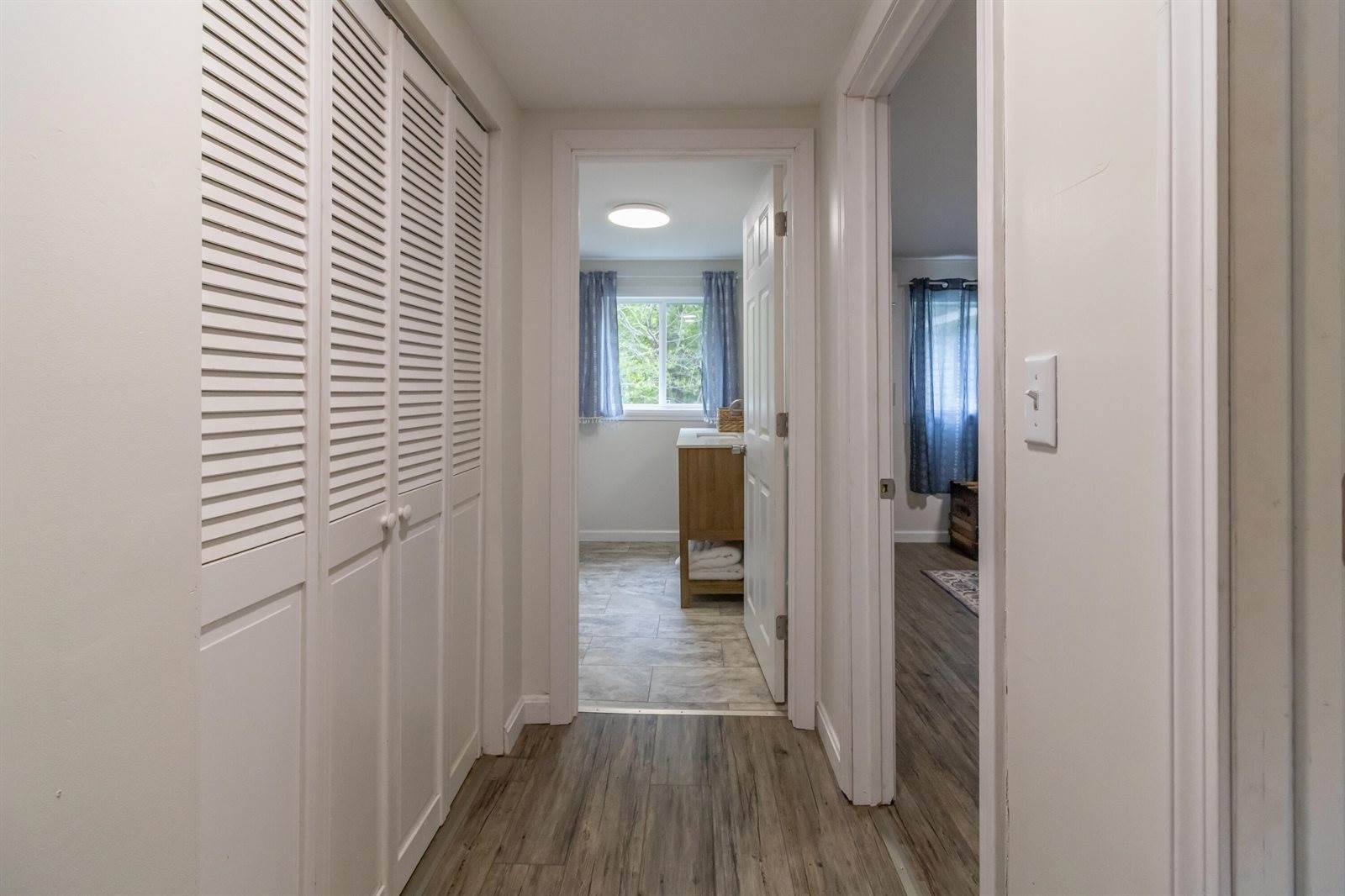 2881, 2893 Ohio Street, Glenburn, ME 04401