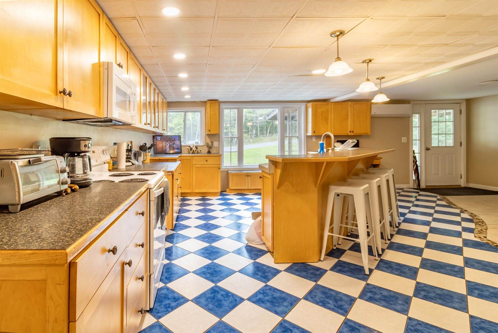 2881, 2893 Ohio Street, Glenburn, ME 04401