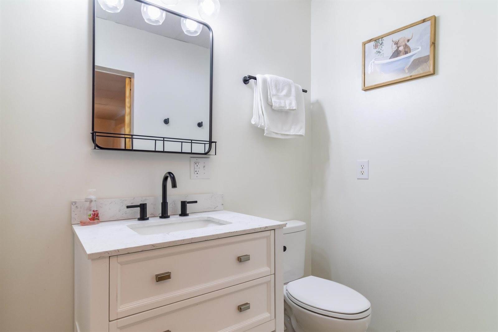 2881, 2893 Ohio Street, Glenburn, ME 04401