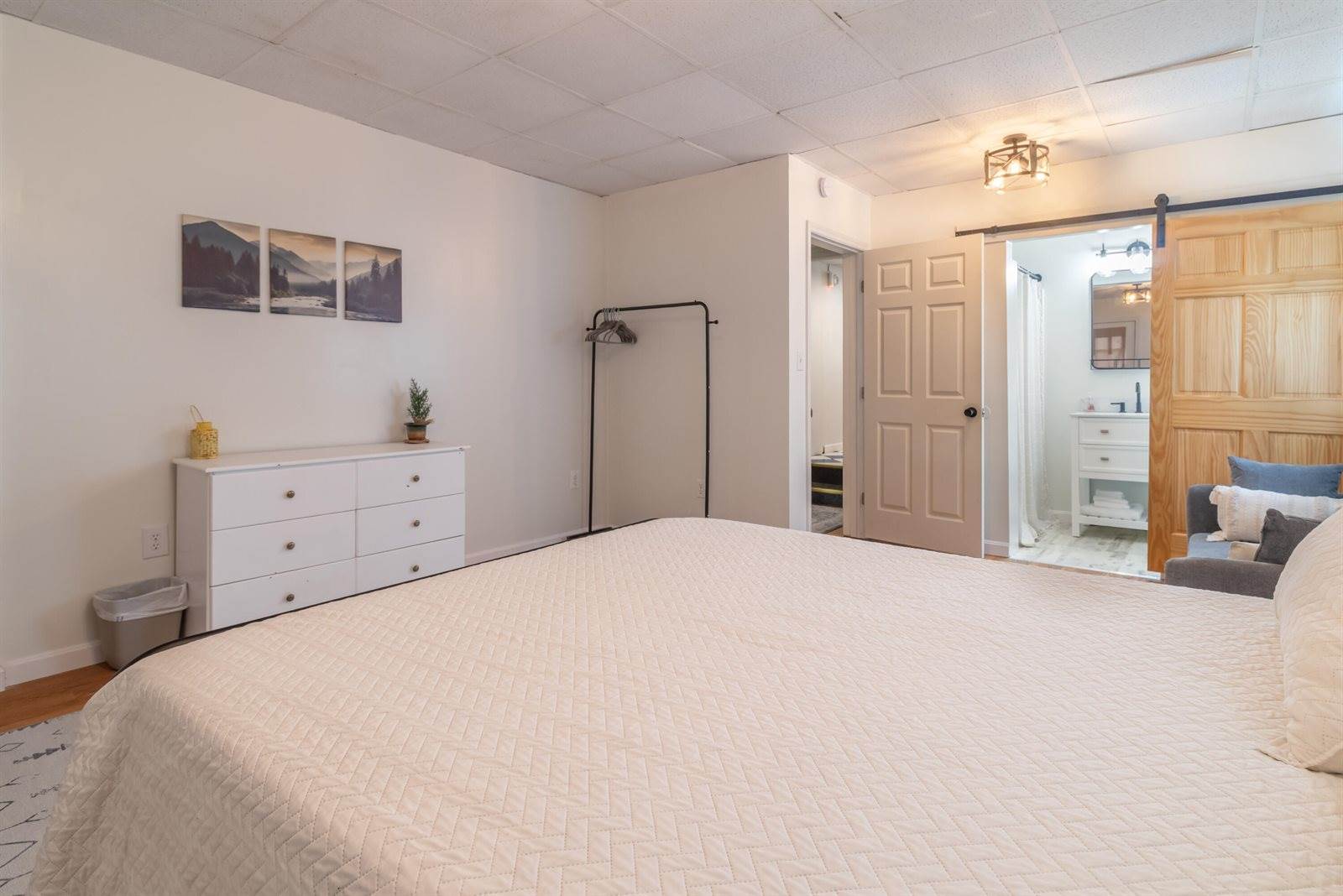 2881, 2893 Ohio Street, Glenburn, ME 04401