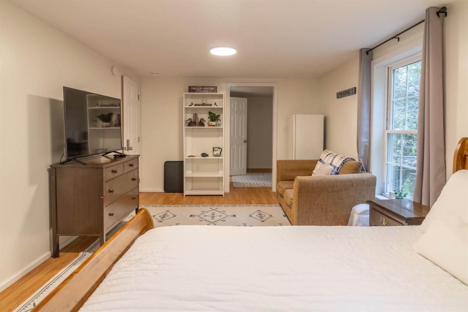 2881, 2893 Ohio Street, Glenburn, ME 04401