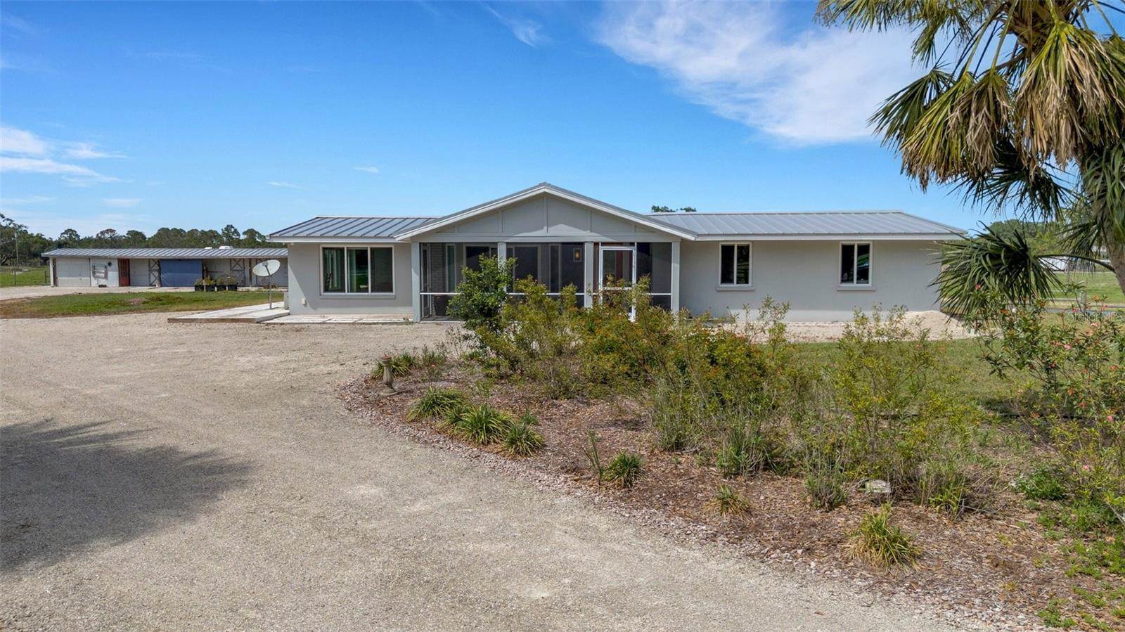 7160 Myakka Valley Trail, Sarasota, FL 34241