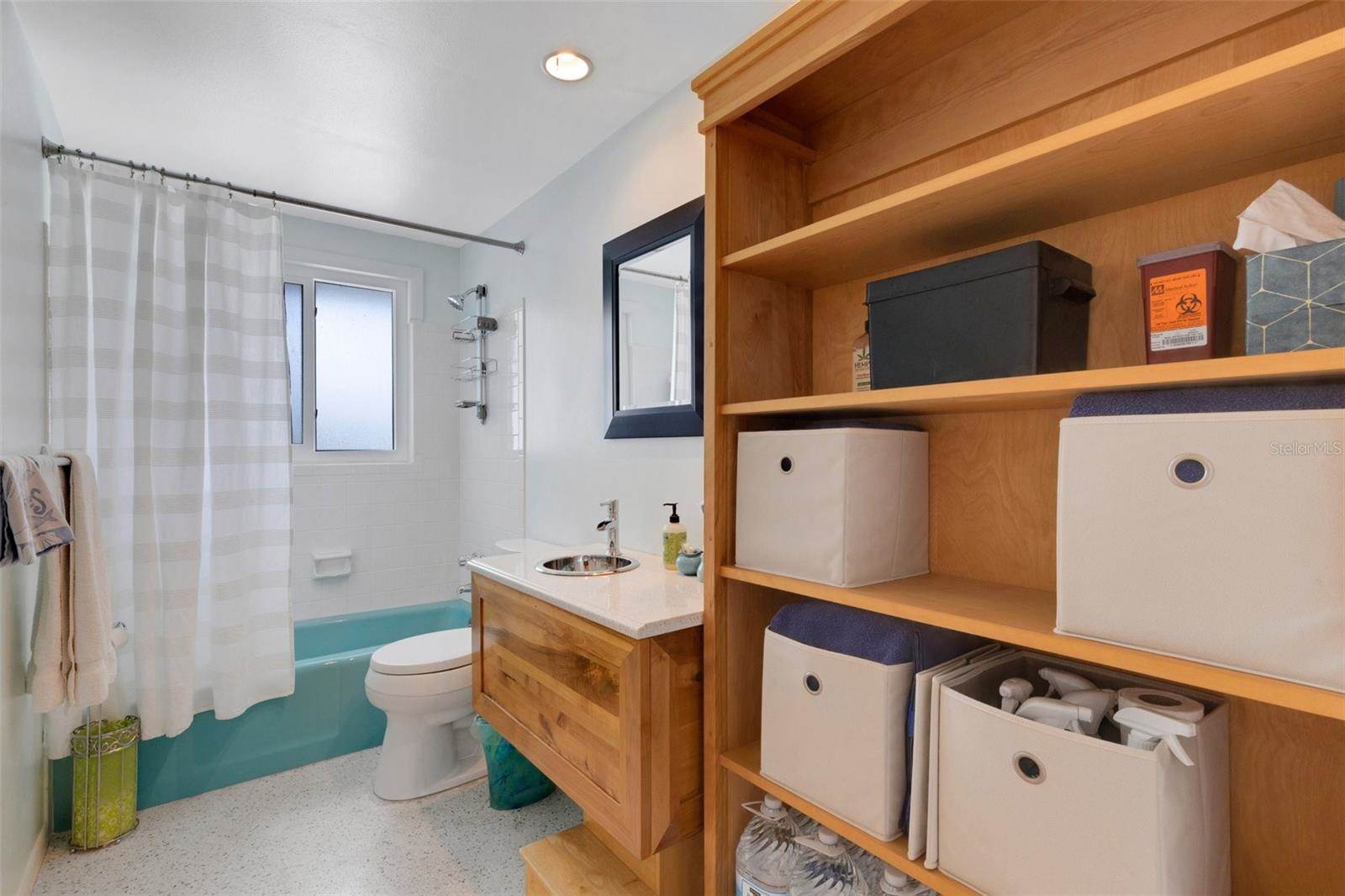 7160 Myakka Valley Trail, Sarasota, FL 34241