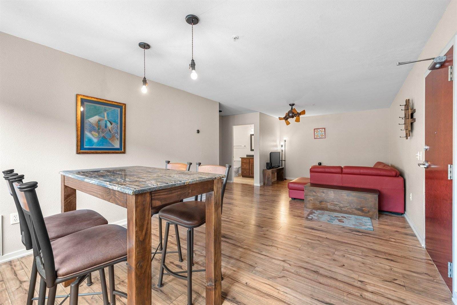 118 South Washington Street, Green Bay, WI 54301