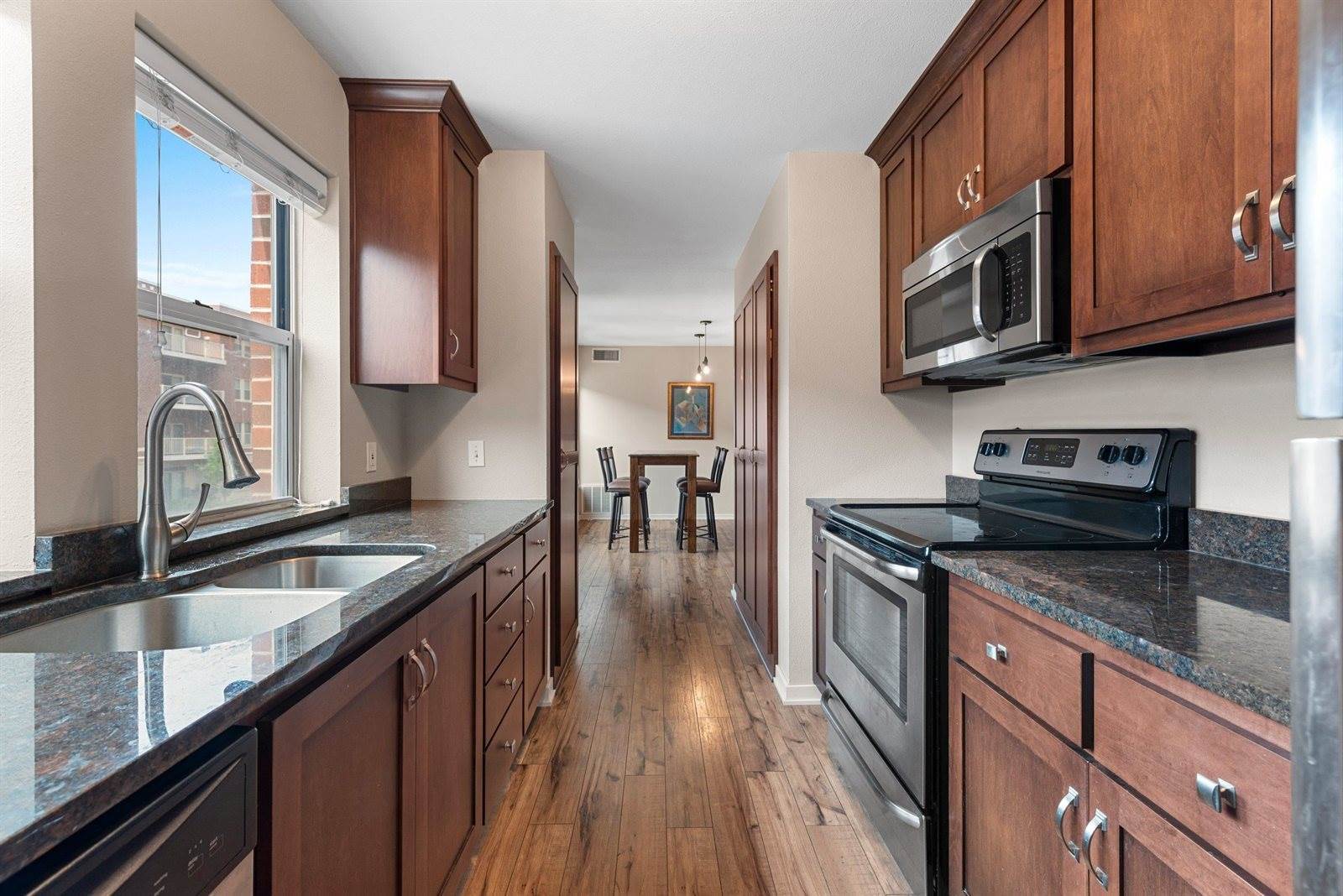 118 South Washington Street, Green Bay, WI 54301