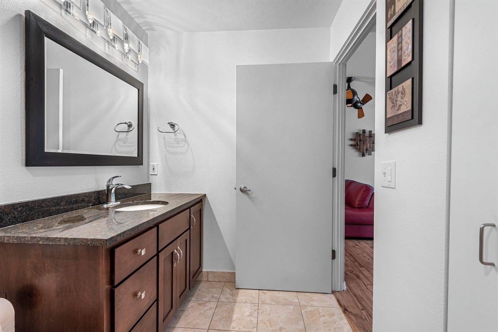 118 South Washington Street, Green Bay, WI 54301