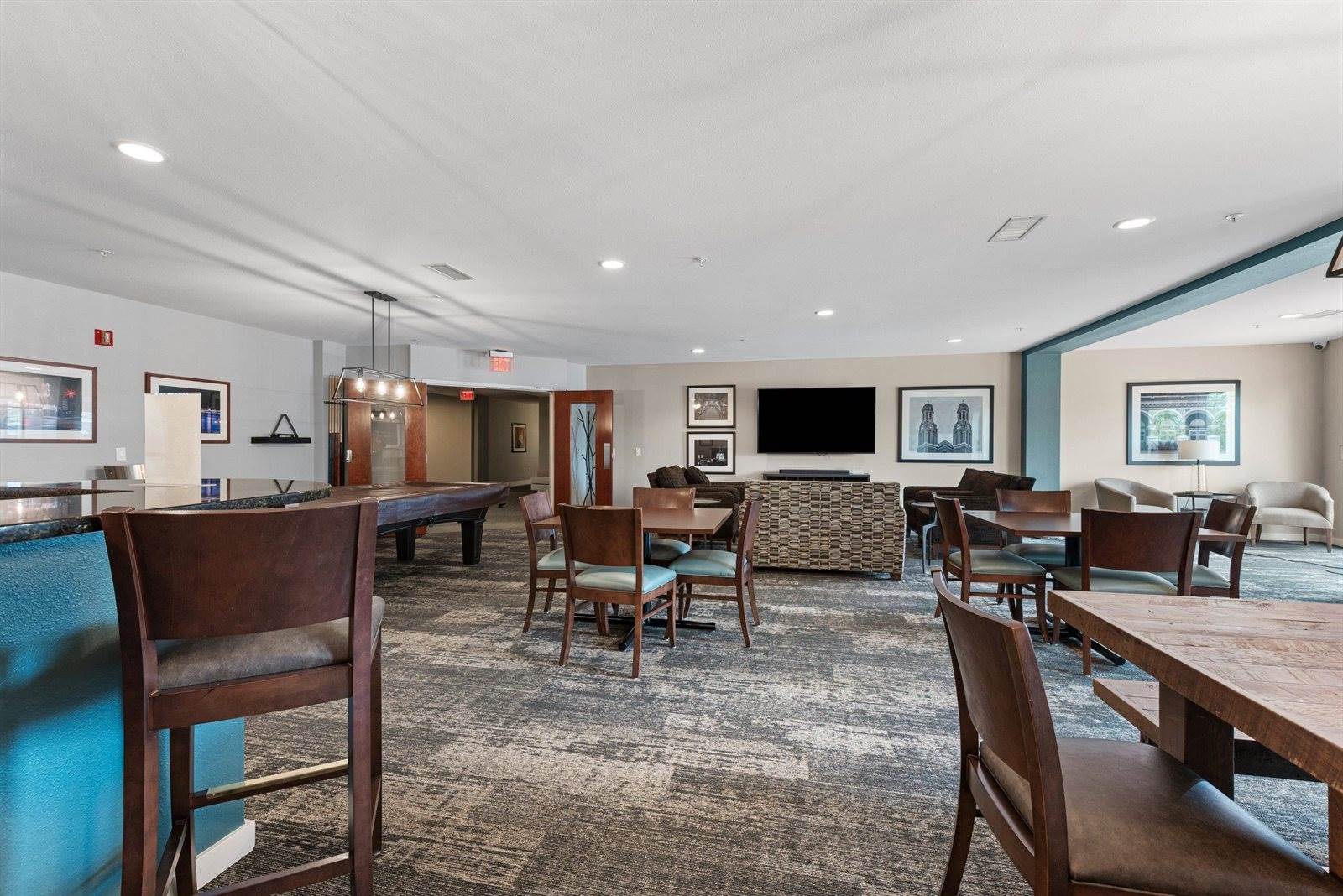 118 South Washington Street, Green Bay, WI 54301