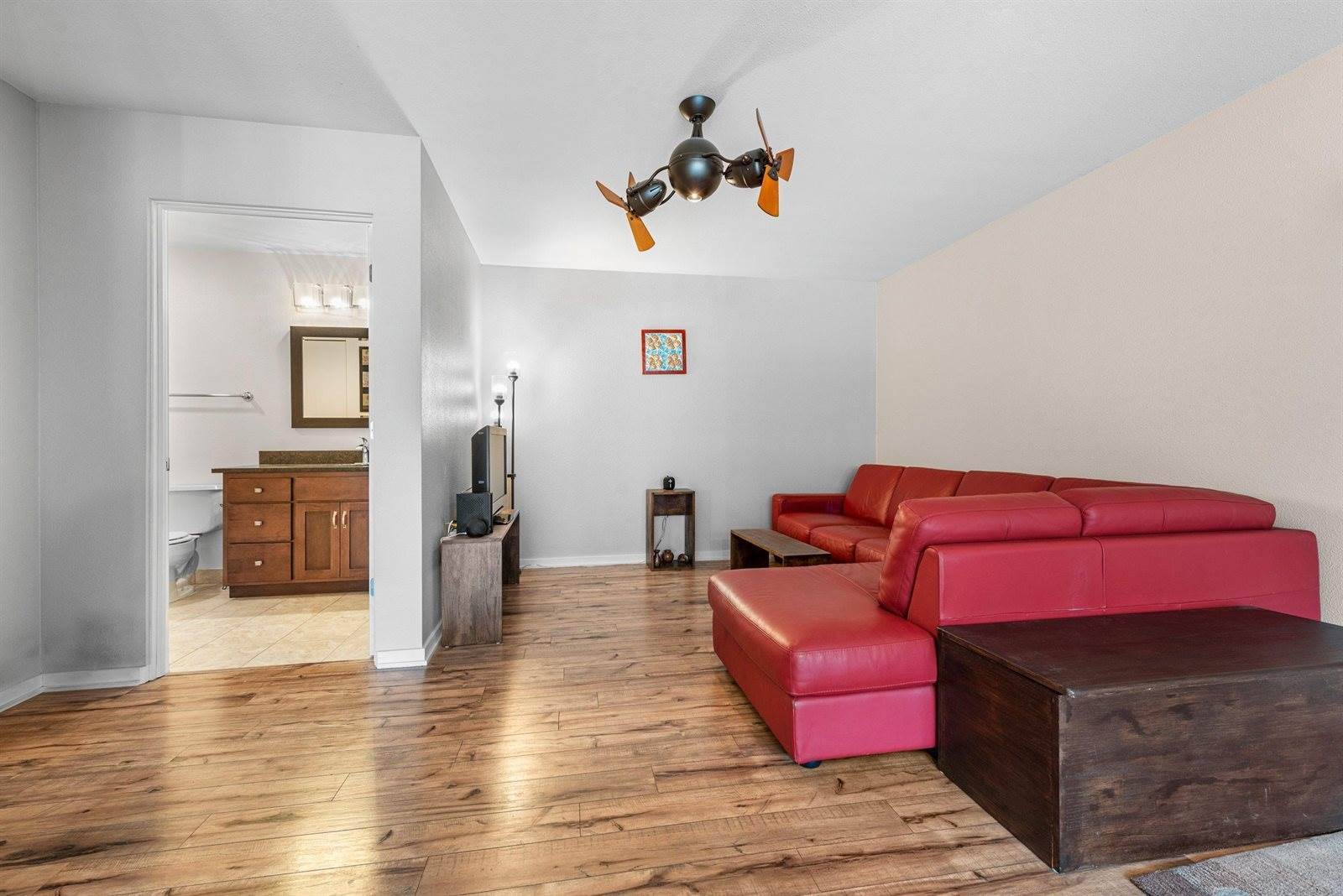 118 South Washington Street, Green Bay, WI 54301