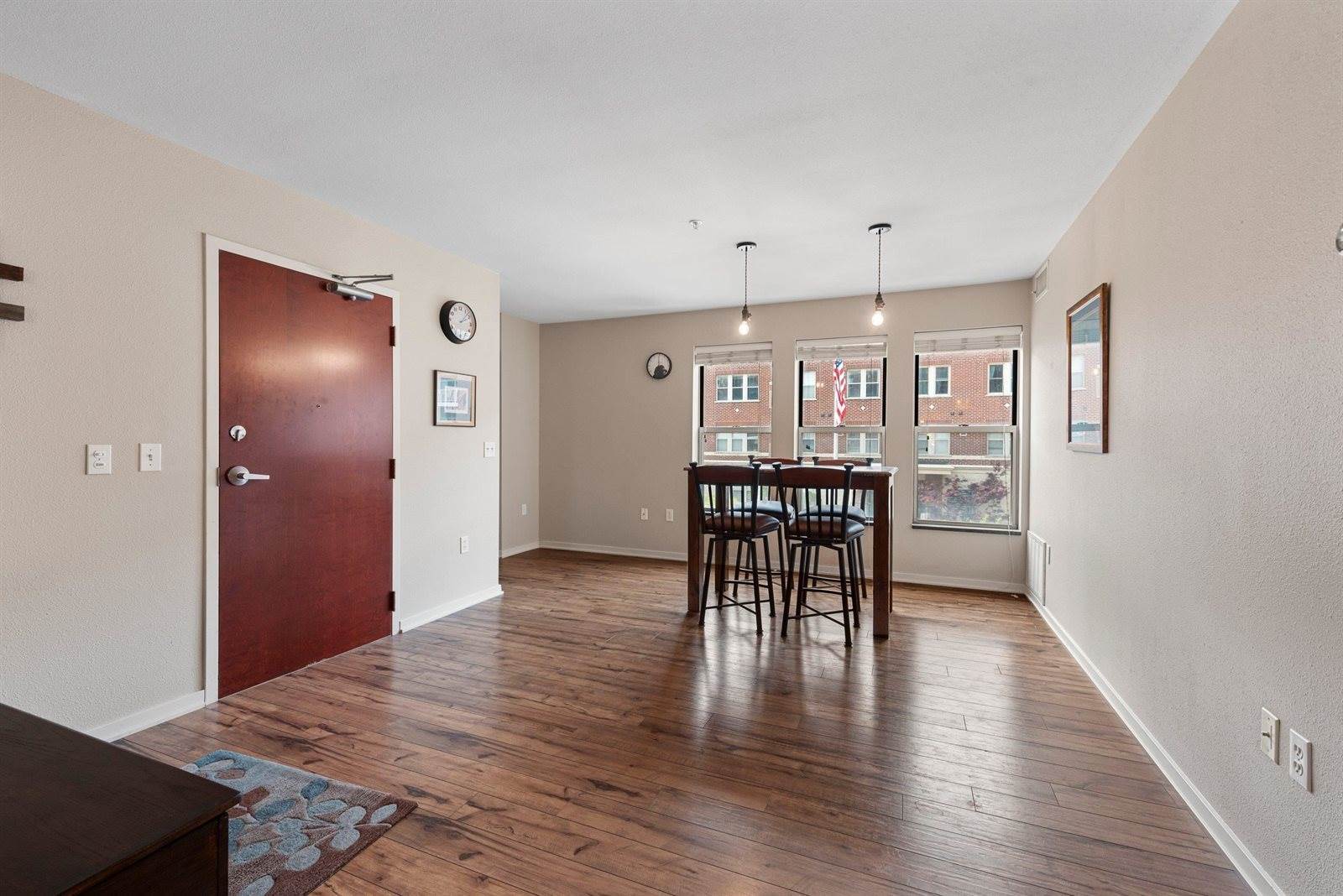 118 South Washington Street, Green Bay, WI 54301