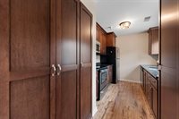 118 South Washington Street, Green Bay, WI 54301