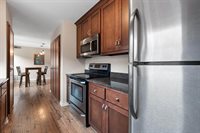 118 South Washington Street, Green Bay, WI 54301