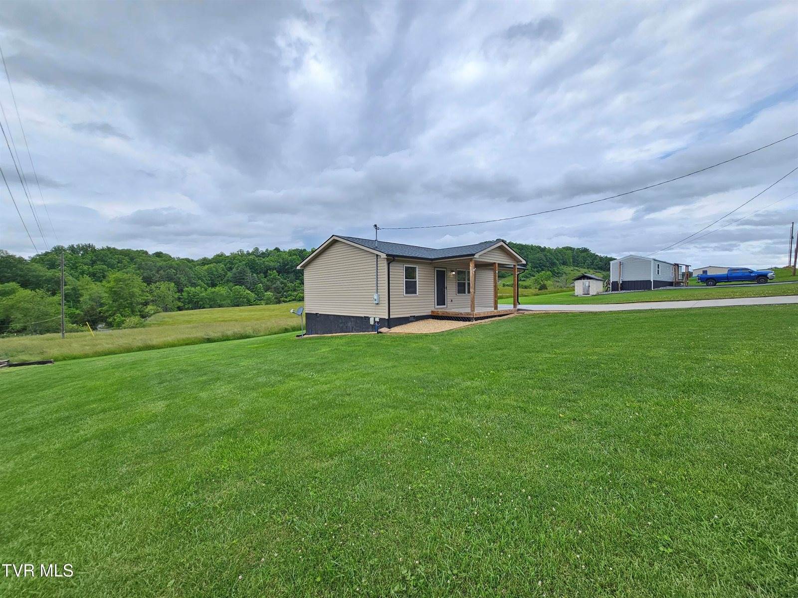 27337 Rich Valley Road, Abingdon, VA 24210