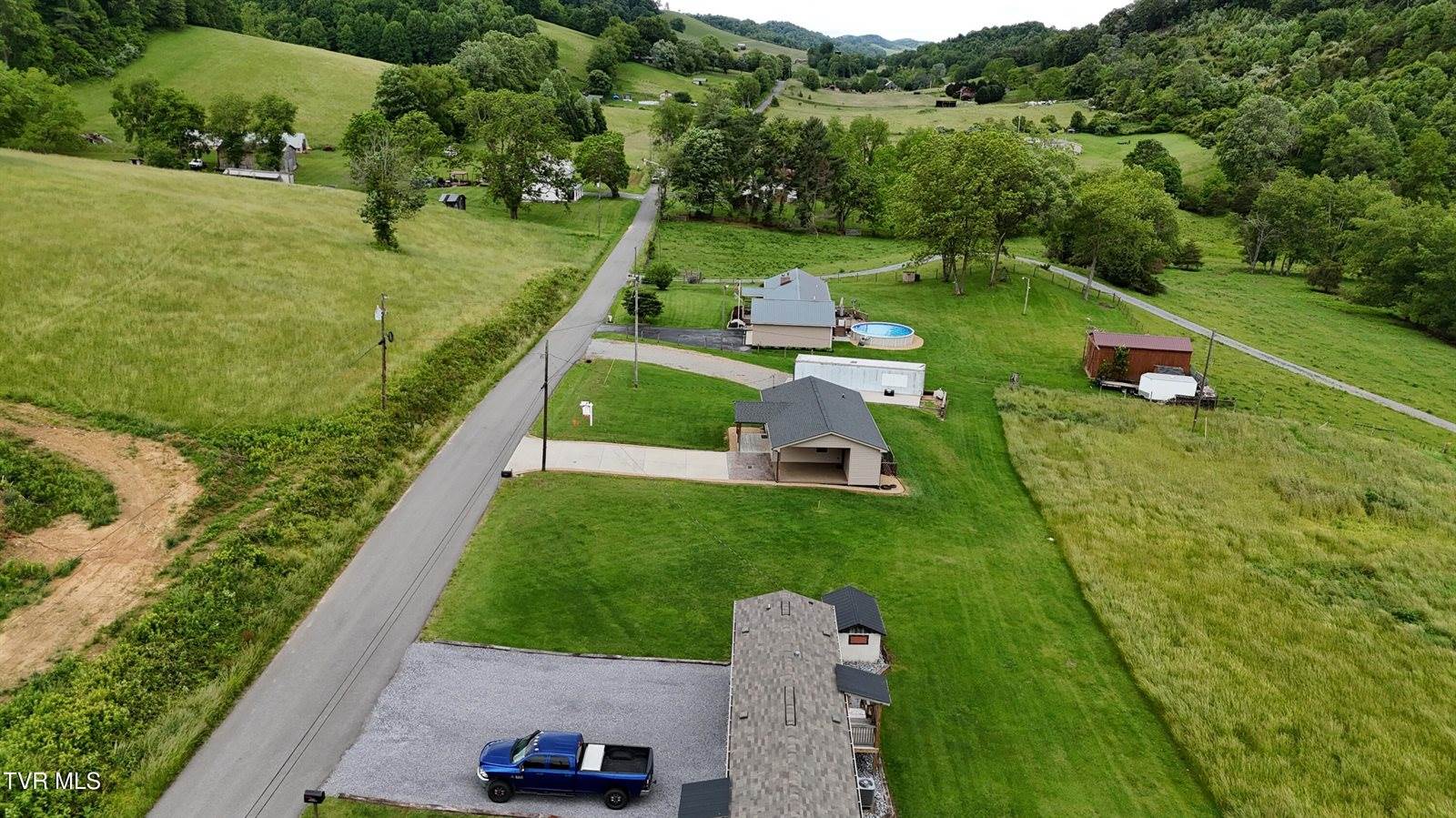 27337 Rich Valley Road, Abingdon, VA 24210