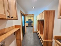 27337 Rich Valley Road, Abingdon, VA 24210