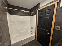 27337 Rich Valley Road, Abingdon, VA 24210