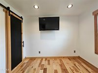 27337 Rich Valley Road, Abingdon, VA 24210