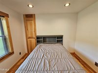 27337 Rich Valley Road, Abingdon, VA 24210